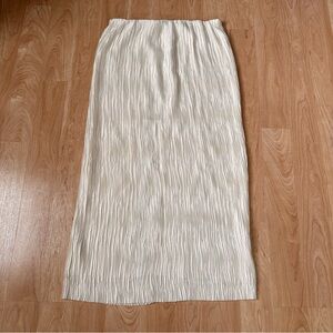NWOT - Reformation Apolline Cream Pleated Skirt